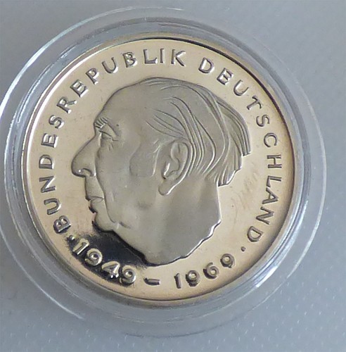 Theodor heuss - 2, dm