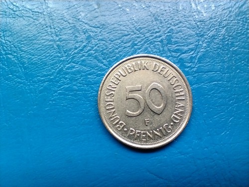 1981 in sehr - 1981, "f"